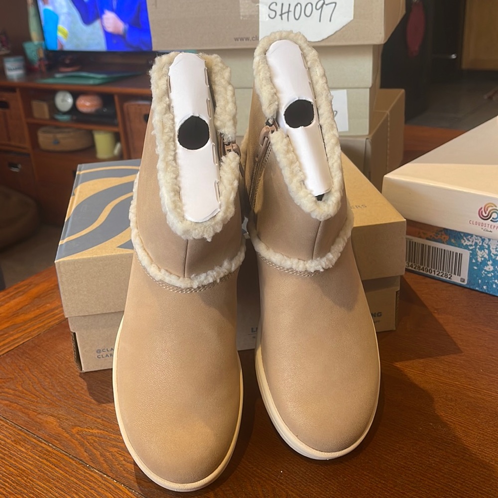 CLOUDSTEPPERS by Clarks Faux Fur Ankle Sneaker Boots